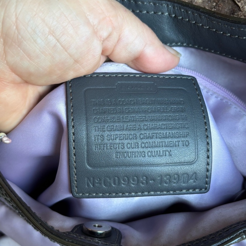 Vintage coach Leather Bag with Lavender Interior - Picture 9 of 12